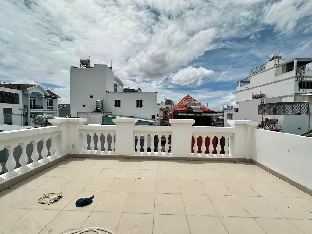 NHÀ MỚI 5 TẦNG 42M2 - HẺM XE HƠI -NGUYỄN VĂN ĐẬU - NHỈNH 7 TỶ